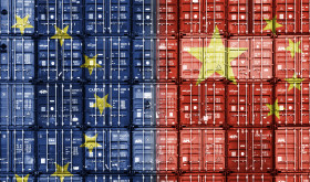 Containers with EU and Chinese flags