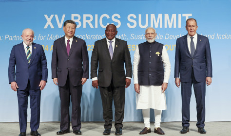  Left to right: Brazilian President Luiz Inacio Lula da Silva, Chinese President Xi Jinping, South African President Cyril Ramaphosa, Indian Prime Minister Narendra Modi and Russian Foreign Minister Sergey Lavrov pose for the group photo at the 15th BRICS Summit, August 23, 2023 in Johannesburg